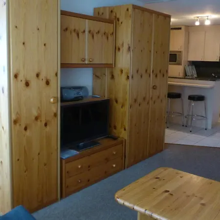 Chesa Gravas لينتسرهايدي